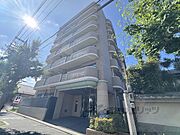 北大路駅よりバス13分 徒歩1分 築26年10ヶ月 3階建の賃貸物件