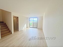 叡山電鉄鞍馬線 岩倉駅 徒歩4分の賃貸アパート 1階3LDKのリビング/ダイニング