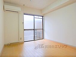 メゾン西野山 1階1Kのリビング/ダイニング