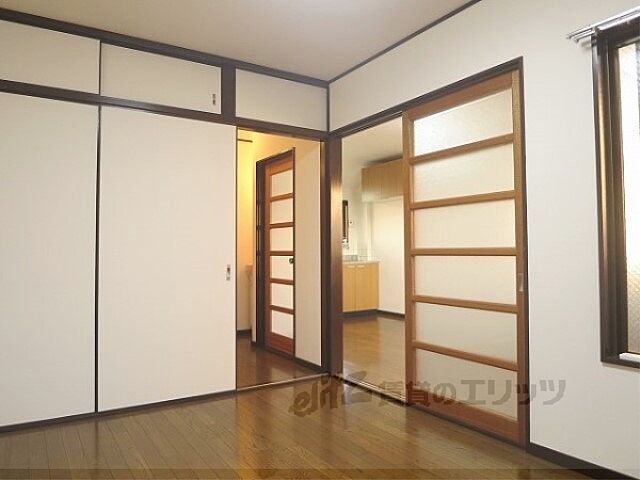 寝室