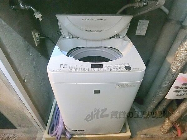 画像28:共用洗濯機