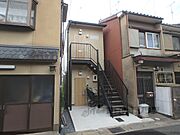 太秦駅より徒歩10分 1階 築10年の賃貸物件