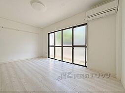 京都市営烏丸線 北大路駅 バス14分 西賀茂車庫前下車 徒歩4分の賃貸アパート 2階1Kのリビング/ダイニング