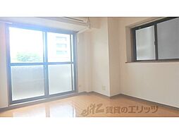 阪急京都本線 大宮駅 徒歩4分の賃貸マンション 7階1Kのリビング/ダイニング