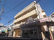 円町駅より徒歩8分 4階 築44年の賃貸物件