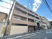 二条城前駅より徒歩2分 3階 築36年7ヶ月の賃貸物件