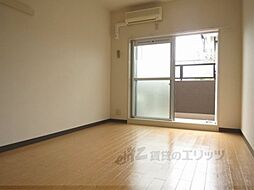 京都地下鉄東西線 二条駅 バス21分 大宮交通公園前下車 徒歩7分の賃貸マンション 1階1Kのリビング/ダイニング