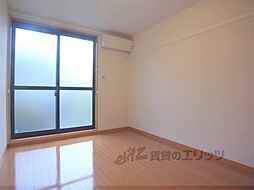 レオパレス吉川 1階1Kのリビング/ダイニング