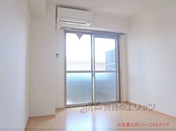 フラッティ衣笠 208 2階1Kのリビング/ダイニング