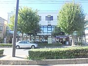 ＬＡＰＬＡＣＥＤＥＳＰＥＲＬＥＳ 3階 築32年9ヶ月の賃貸物件