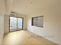 京都市営烏丸線 鞍馬口駅 徒歩7分の賃貸マンション 1階1Kのリビング/ダイニング