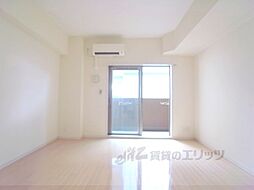 JR山陰本線 円町駅 徒歩8分の賃貸マンション 2階1Kのリビング/ダイニング