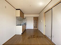 メルべーユ桂川 2階2DKのリビング/ダイニング