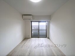 フラッティ西大路花屋町 3階1Kのリビング/ダイニング