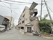 伏見稲荷駅より徒歩8分 3階 築27年10ヶ月の賃貸物件