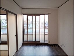 メゾン　パ・ドゥ・ドゥー 2階2DKのリビング/ダイニング