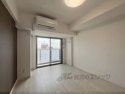 近鉄京都線 東寺駅 徒歩10分の賃貸マンション 9階1Kのリビング/ダイニング