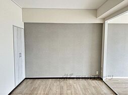 シャトー西京極 4階3LDKのリビング/ダイニング