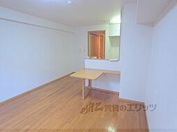 ル・ソレイユ桂川 104 1階1Kのリビング/ダイニング