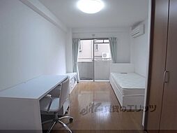 阪急京都本線 西京極駅 徒歩4分の賃貸マンション 2階1Kのリビング/ダイニング