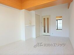 阪急京都本線 西京極駅 徒歩17分の賃貸マンション 3階1Kのリビング/ダイニング