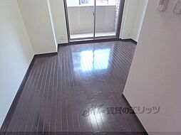 JR山陰本線 二条駅 徒歩5分の賃貸マンション 2階1Kのリビング/ダイニング