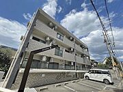 桂駅より徒歩4分 3階 築33年の賃貸物件