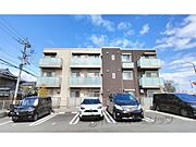 桂川駅より徒歩13分 1階 築3年6ヶ月の賃貸物件