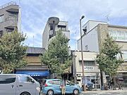 神宮丸太町駅より徒歩1分 2階 築30年8ヶ月の賃貸物件