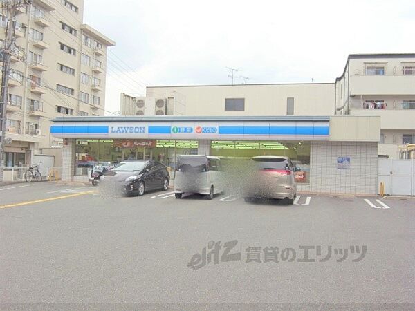 画像20:ローソン　深草西浦店まで220メートル