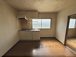 JR山陰本線 二条駅 徒歩9分の賃貸アパート 3階1DKのリビング/ダイニング