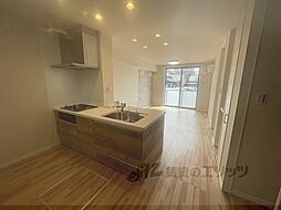 ローズフラットII 1階2LDKのリビング/ダイニング