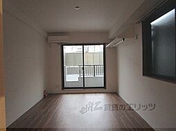 京阪本線 藤森駅 徒歩8分の賃貸マンション 1階1Kのリビング/ダイニング