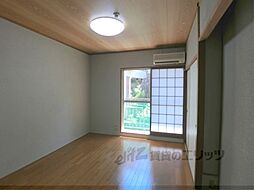 京都地下鉄東西線 御陵駅 徒歩5分の賃貸マンション 3階2Kのリビング/ダイニング