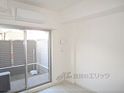 JR東海道・山陽本線 西大路駅 徒歩14分の賃貸マンション 1階1Kのリビング/ダイニング