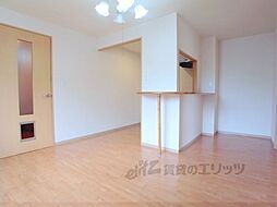 京都地下鉄東西線 東野駅 徒歩15分の賃貸マンション 3階2LDKのリビング/ダイニング