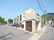 椥辻駅より徒歩13分 築23年 3階建の賃貸物件