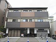 藤森駅より徒歩10分 2階 築8年8ヶ月の賃貸物件