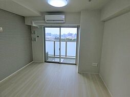 阪急宝塚本線 十三駅 徒歩5分の賃貸マンション 5階1Kのリビング/ダイニング