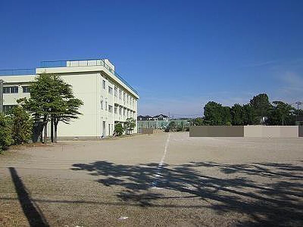 画像22:新潟市立坂井輪小学校(806m)