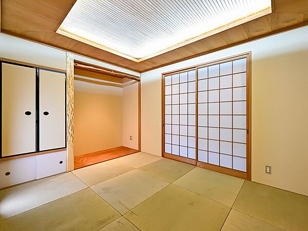 1階約6畳の和室落ち着く和の空間