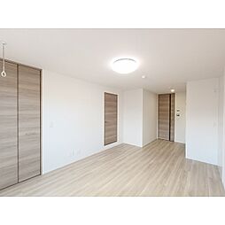 コンフォーティア宮田　B棟 1階ワンルームのリビング/ダイニング