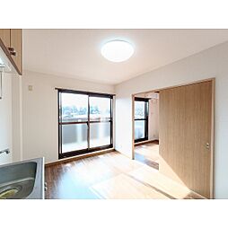 ファインビュー常念 2階2DKのリビング/ダイニング