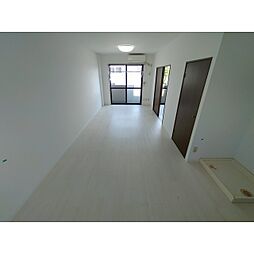 ラビットハウス 2階1LDKのリビング/ダイニング