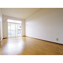 ホワイティ沙羅　B棟 2階2LDKのリビング/ダイニング