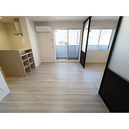 トリシア東口 2階1LDKのリビング/ダイニング