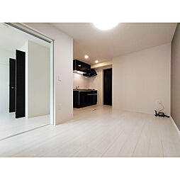 グランデージ松ヶ丘 1階1LDKのリビング/ダイニング