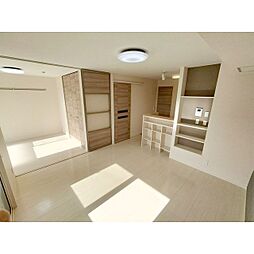 リラ・クレールI 2階2LDKのリビング/ダイニング