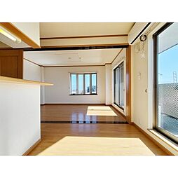 フィオーレ花 3階2DKのリビング/ダイニング