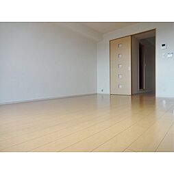 クレセントVII 2階2LDKのリビング/ダイニング